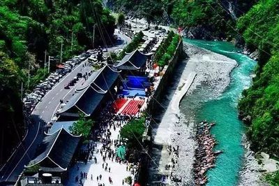 巴東旅游年卡與您約&ldquo;惠&rdquo;宜昌三峽九鳳谷草地音樂節