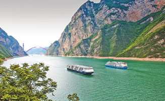 三峽旅游進(jìn)入小高峰