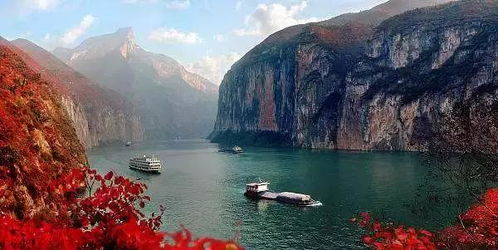 源色旅游入駐駐馬店 特推出9999元20選7國內(nèi)線路優(yōu)惠套餐卡