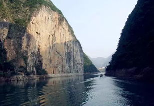 余秋雨 三峽,注定是一個不安寧的淵藪